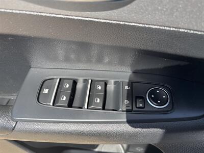2020 Kia Forte FE   - Photo 12 - Topeka, KS 66608