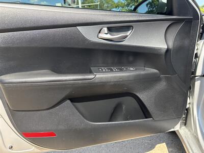 2020 Kia Forte FE   - Photo 11 - Topeka, KS 66608