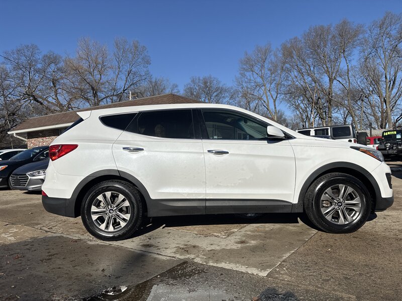 2016 Hyundai SANTA FE Sport 2.4L   - Photo 1 - Topeka, KS 66608