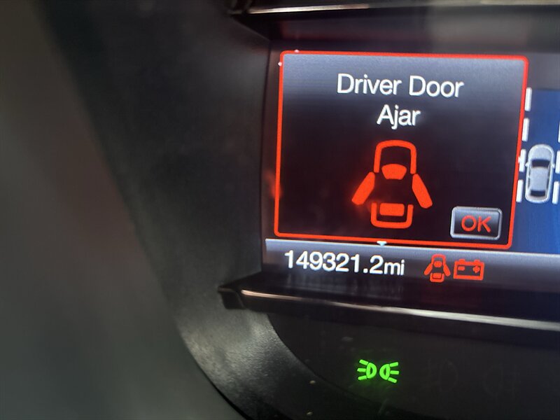 2018 Ford Explorer Limited   - Photo 17 - Topeka, KS 66608