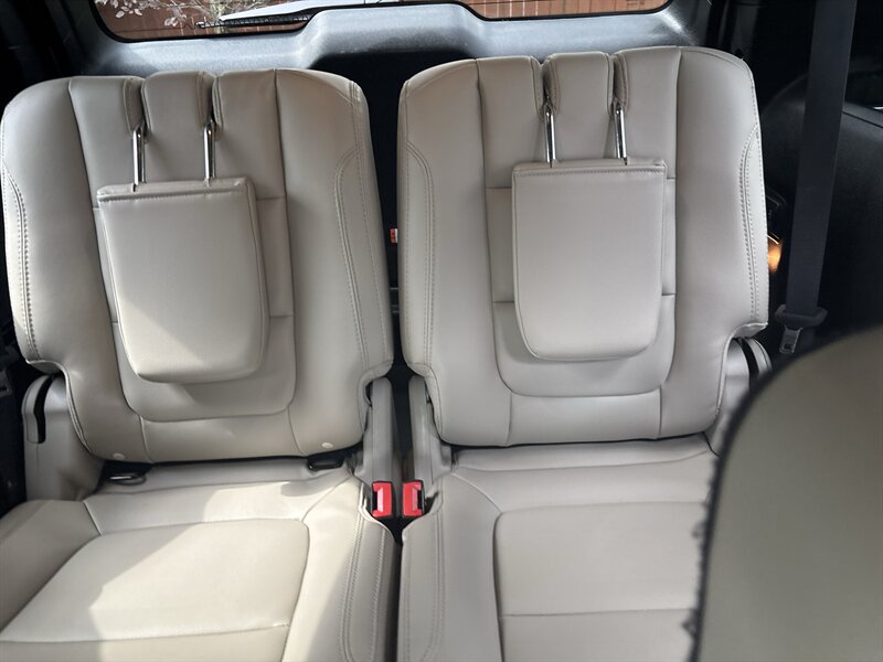 2018 Ford Explorer Limited   - Photo 24 - Topeka, KS 66608