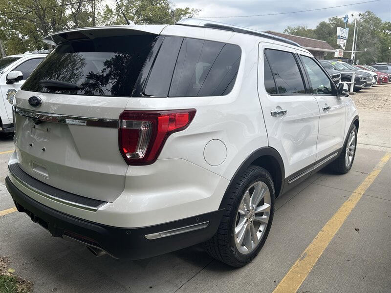 2018 Ford Explorer Limited   - Photo 5 - Topeka, KS 66608