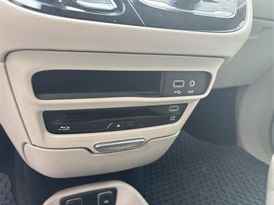 2017 Chrysler Pacifica Touring-L Plus   - Photo 15 - Topeka, KS 66608