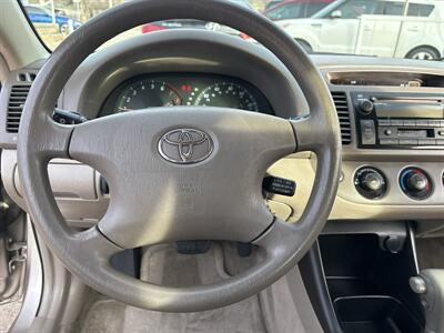 2004 Toyota Camry LE   - Photo 16 - Topeka, KS 66608