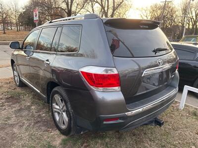 2012 Toyota Highlander Limited   - Photo 4 - Topeka, KS 66608