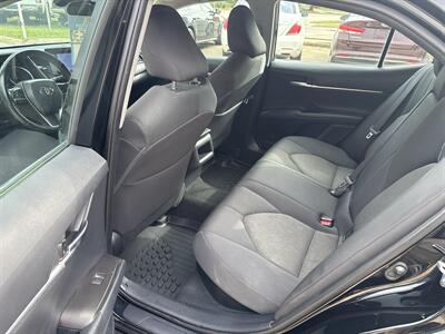 2022 Toyota Camry Hybrid LE - Photo 23 - Topeka, KS 66608