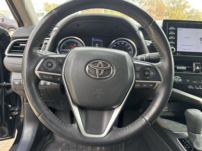 2022 Toyota Camry Hybrid LE - Photo 16 - Topeka, KS 66608