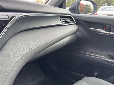 2022 Toyota Camry Hybrid LE - Photo 20 - Topeka, KS 66608