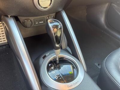 2012 Hyundai VELOSTER   - Photo 16 - Topeka, KS 66608