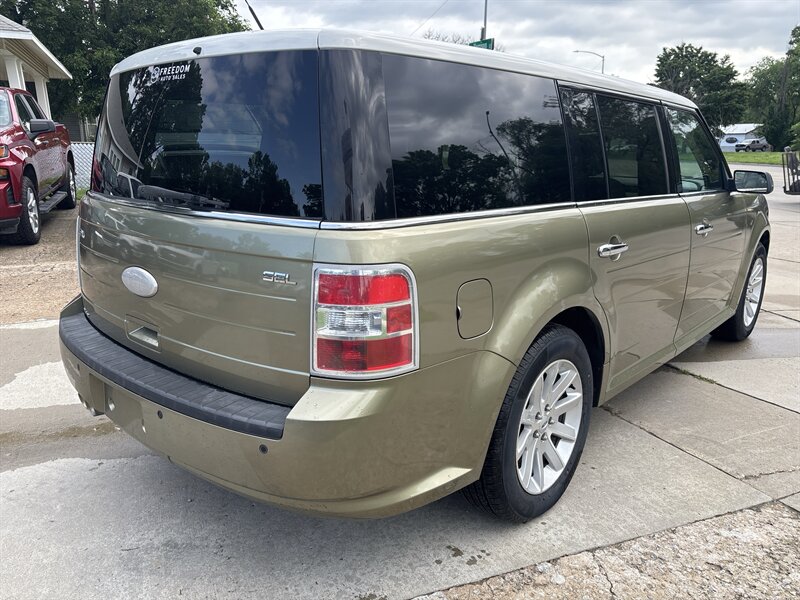 2012 Ford Flex SEL - Photo 5 - Topeka, KS 66608
