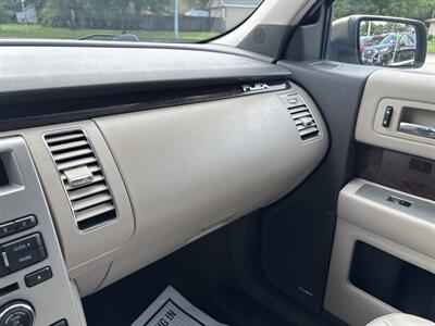 2012 Ford Flex SEL - Photo 14 - Topeka, KS 66608