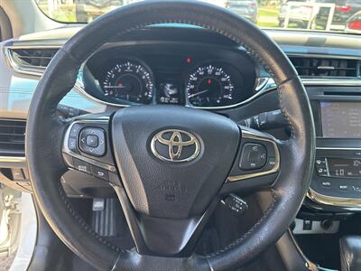2014 Toyota Avalon XLE - Photo 11 - Topeka, KS 66608
