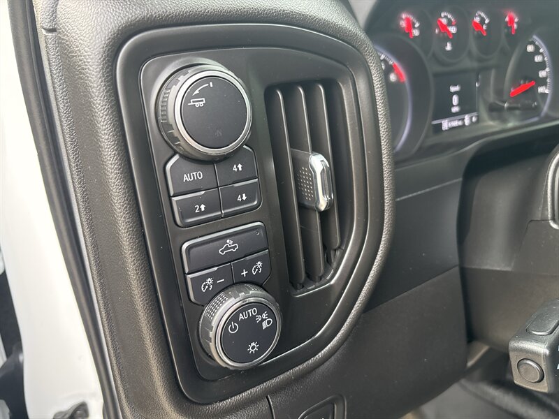 2022 Chevrolet Silverado 1500 Limited Work Truck   - Photo 15 - Topeka, KS 66608