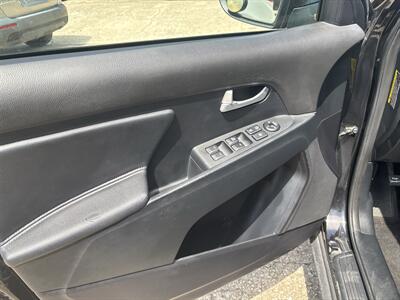 2016 Kia Sportage LX - Photo 7 - Topeka, KS 66608