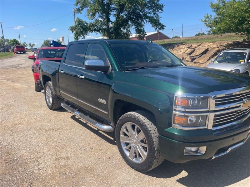 2015 Chevrolet Silverado 1500 High Country   - Photo 1 - Topeka, KS 66608