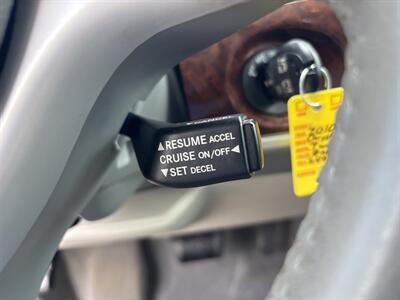 2010 Chrysler Town & Country Touring   - Photo 18 - Topeka, KS 66608