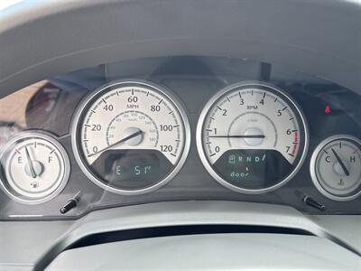 2010 Chrysler Town & Country Touring   - Photo 19 - Topeka, KS 66608
