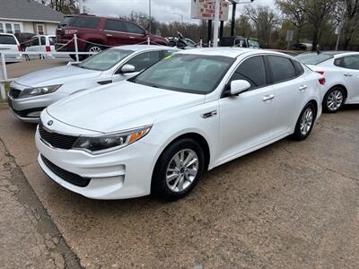 2016 Kia Optima LX   - Photo 2 - Topeka, KS 66608