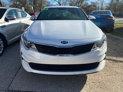 2016 Kia Optima LX   - Photo 3 - Topeka, KS 66608