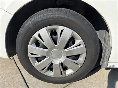 2013 Volkswagen Jetta S   - Photo 8 - Topeka, KS 66608