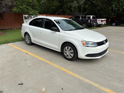 2013 Volkswagen Jetta S   - Photo 1 - Topeka, KS 66608