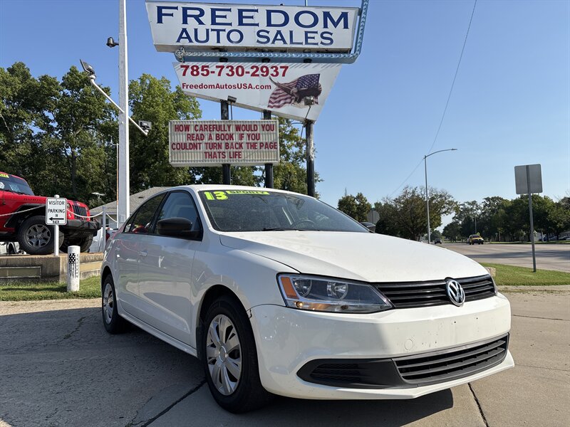 2013 Volkswagen Jetta S  