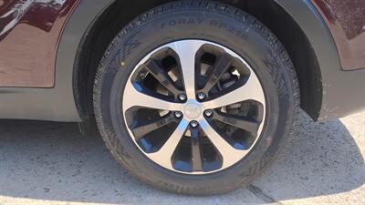 2017 Kia Sorento EX Plus V6   - Photo 47 - Topeka, KS 66608