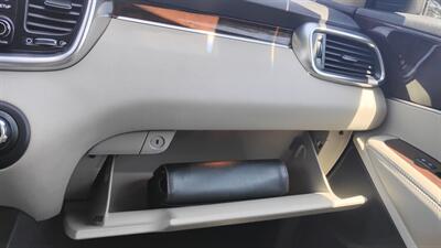 2017 Kia Sorento EX Plus V6   - Photo 34 - Topeka, KS 66608