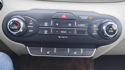 2017 Kia Sorento EX Plus V6   - Photo 29 - Topeka, KS 66608