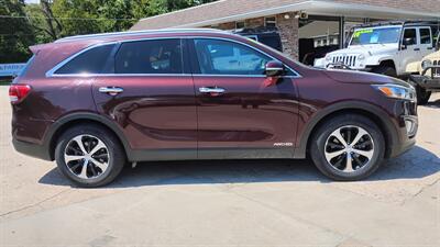 2017 Kia Sorento EX Plus V6   - Photo 2 - Topeka, KS 66608