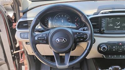 2017 Kia Sorento EX Plus V6   - Photo 24 - Topeka, KS 66608