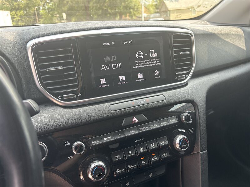 2020 Kia Sportage EX   - Photo 13 - Topeka, KS 66608