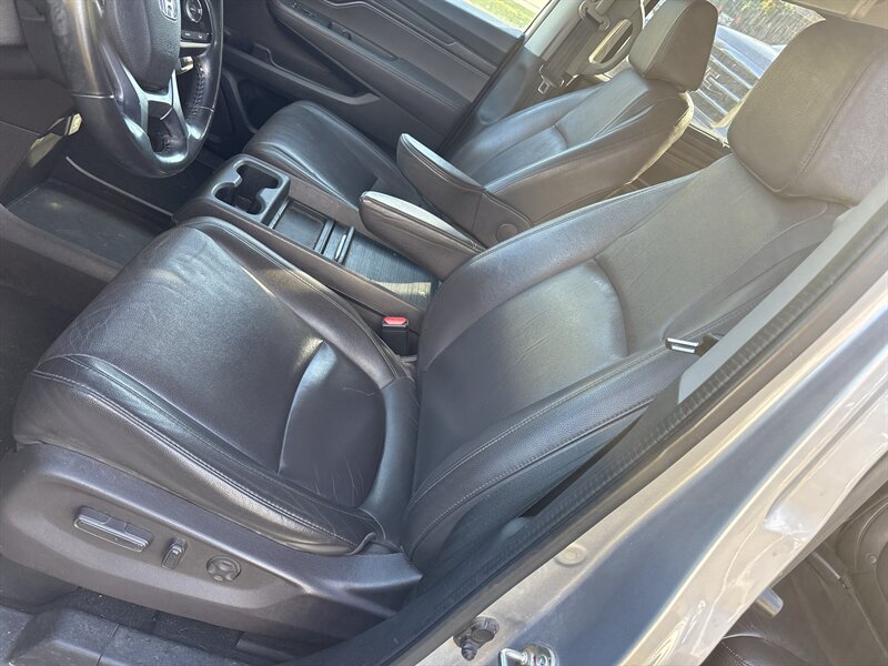 2018 Honda Odyssey EX-L photo 4