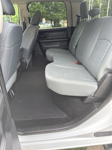 2016 RAM Ram 2500 Tradesman - Photo 12 - Topeka, KS 66608