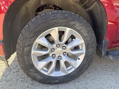 2021 Chevrolet Silverado 1500 Custom   - Photo 9 - Topeka, KS 66608