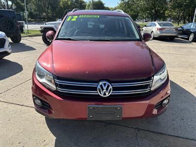 2012 Volkswagen Tiguan SE   - Photo 3 - Topeka, KS 66608