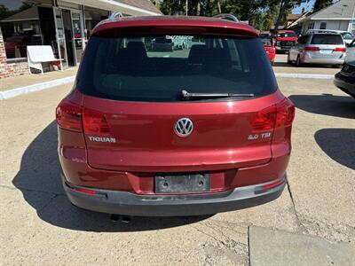 2012 Volkswagen Tiguan SE   - Photo 6 - Topeka, KS 66608