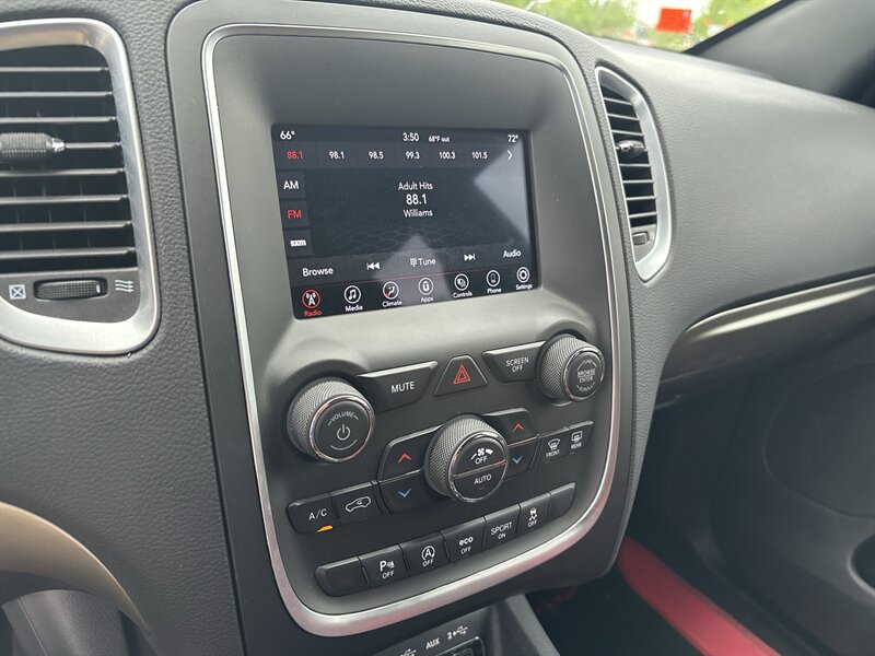 2019 Dodge Durango SXT - Photo 19 - Topeka, KS 66608