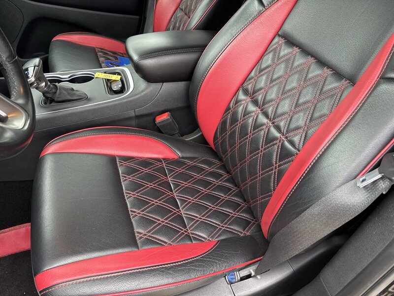 2019 Dodge Durango SXT - Photo 12 - Topeka, KS 66608