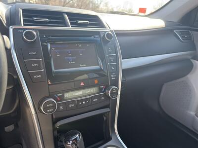 2015 Toyota Camry LE   - Photo 16 - Topeka, KS 66608