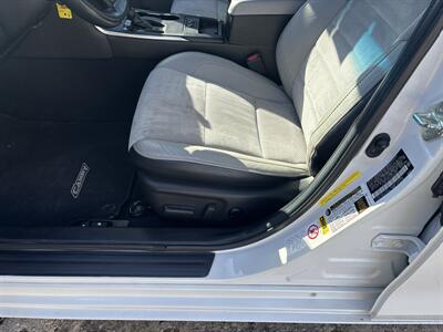 2015 Toyota Camry LE   - Photo 12 - Topeka, KS 66608