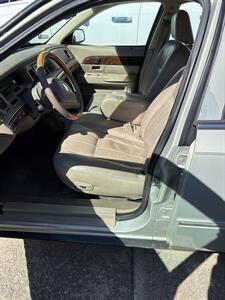 2004 Mercury Grand Marquis LS Premium - Photo 4 - Topeka, KS 66608