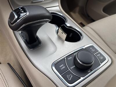 2015 Jeep Grand Cherokee Overland - Photo 15 - Topeka, KS 66608