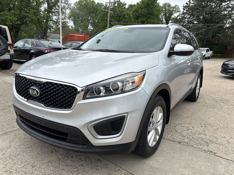 2017 Kia Sorento L - Photo 7 - Topeka, KS 66608