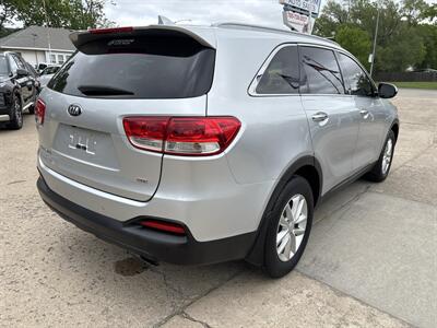 2017 Kia Sorento L - Photo 3 - Topeka, KS 66608