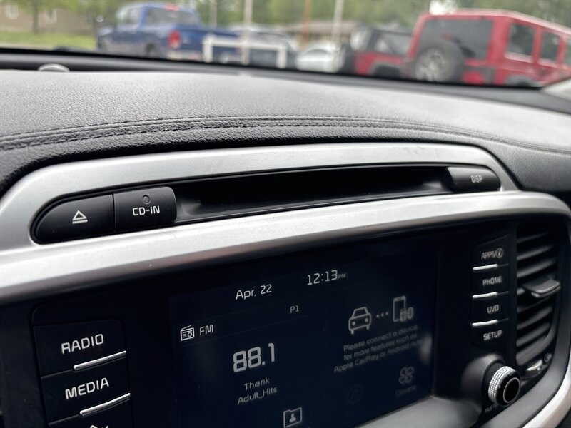 2017 Kia Sorento L - Photo 24 - Topeka, KS 66608