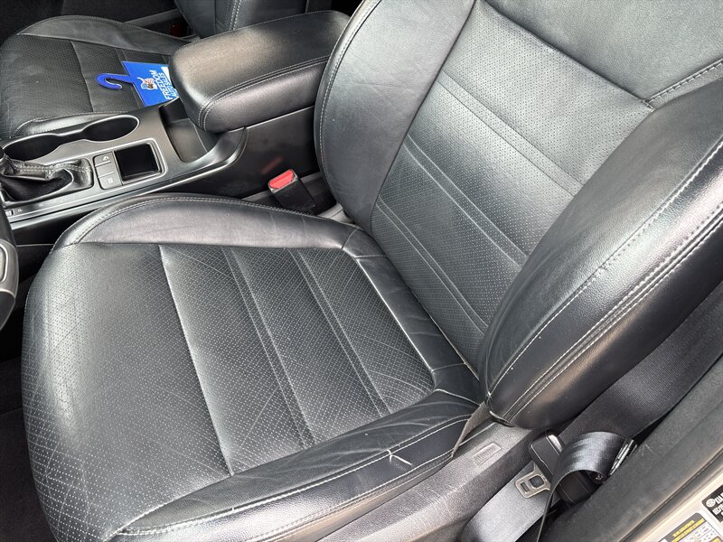 2017 Kia Sorento L - Photo 15 - Topeka, KS 66608