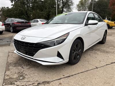 2022 Hyundai ELANTRA SEL   - Photo 7 - Topeka, KS 66608