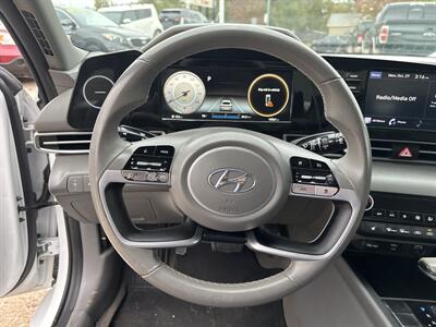 2022 Hyundai ELANTRA SEL   - Photo 12 - Topeka, KS 66608