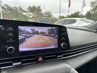 2022 Hyundai ELANTRA SEL   - Photo 17 - Topeka, KS 66608